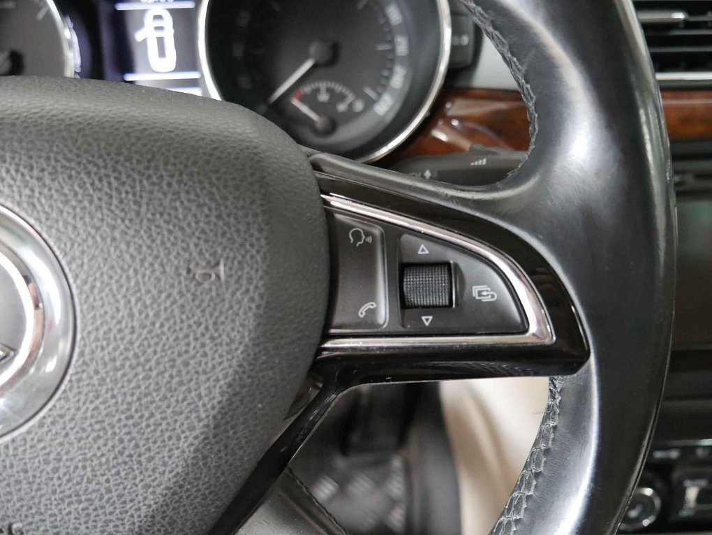 Škoda Superb II 1.6 TDi 