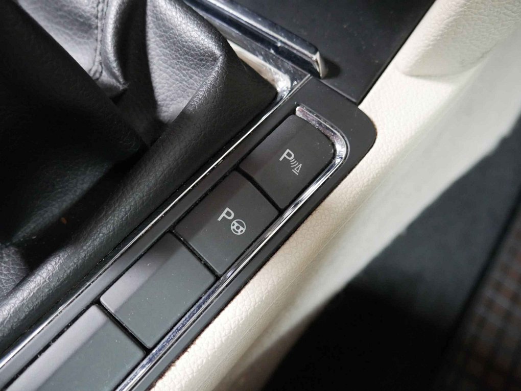 Škoda Superb II 1.6 TDi 