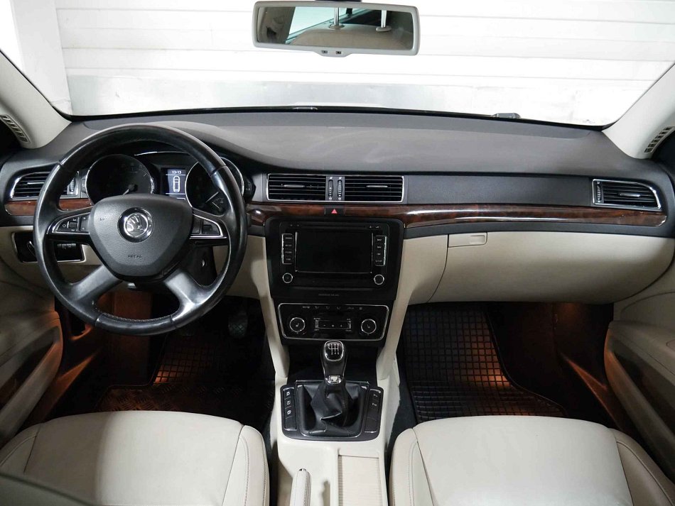 Škoda Superb II 1.6 TDi 