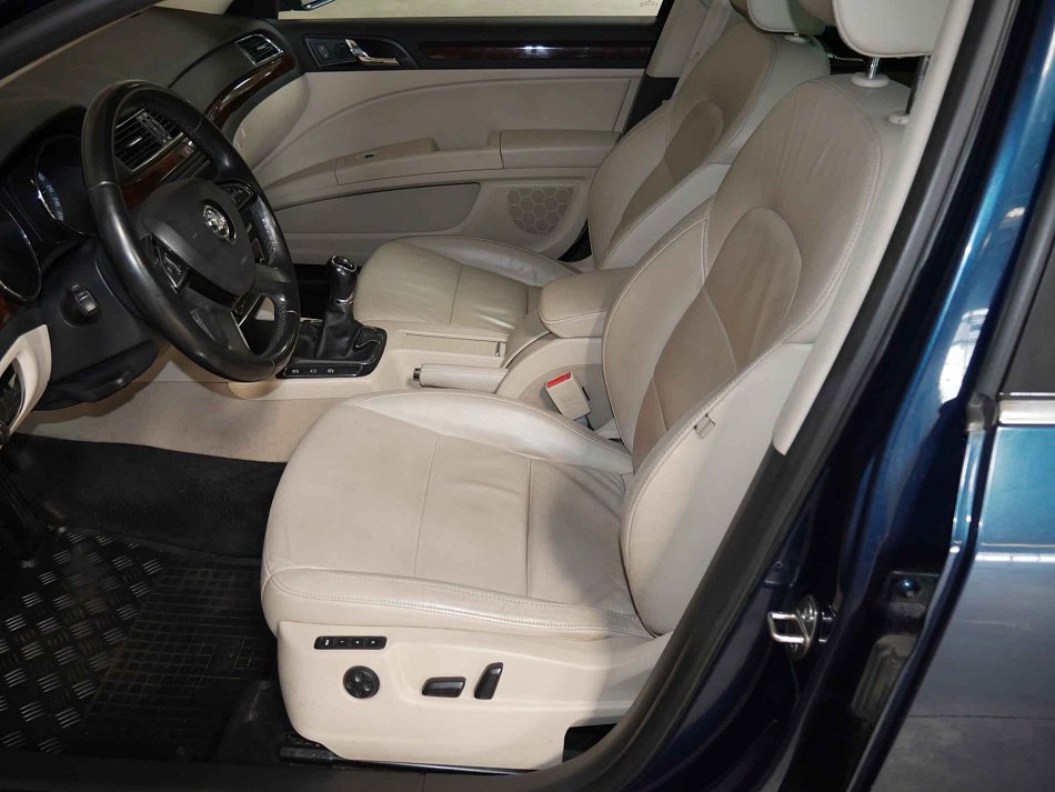 Škoda Superb II 1.6 TDi 