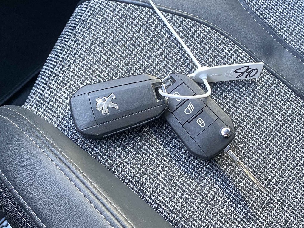 Peugeot 3008 1.2 PT Allure