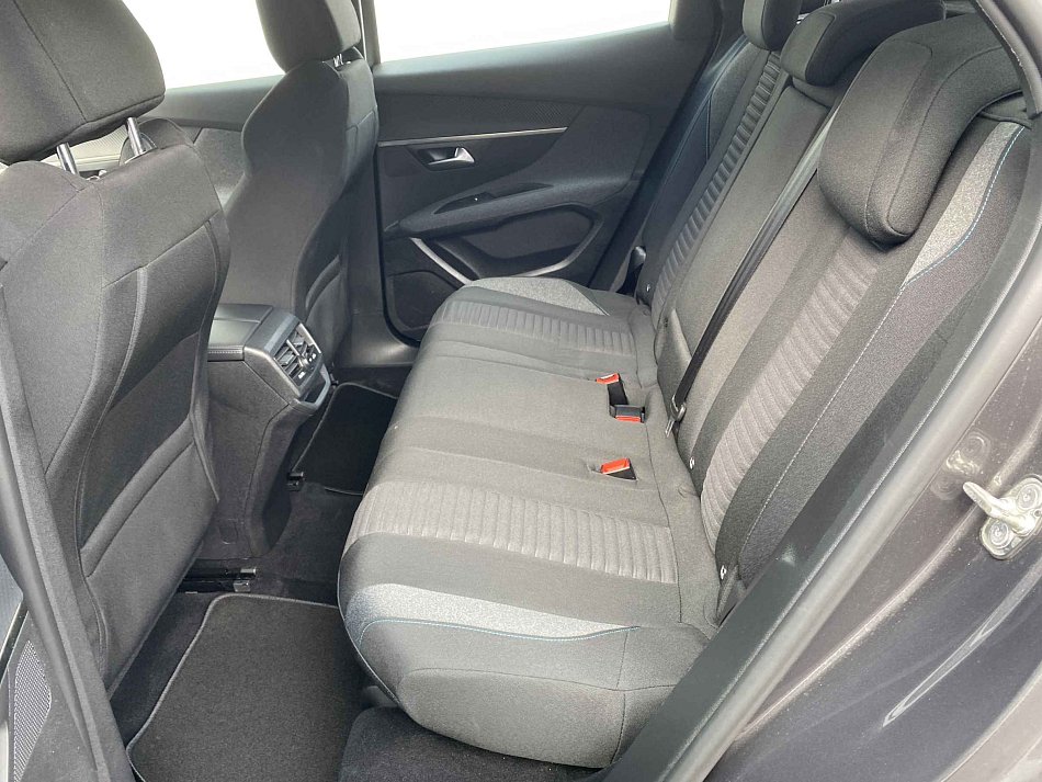 Peugeot 3008 1.2 PT Active