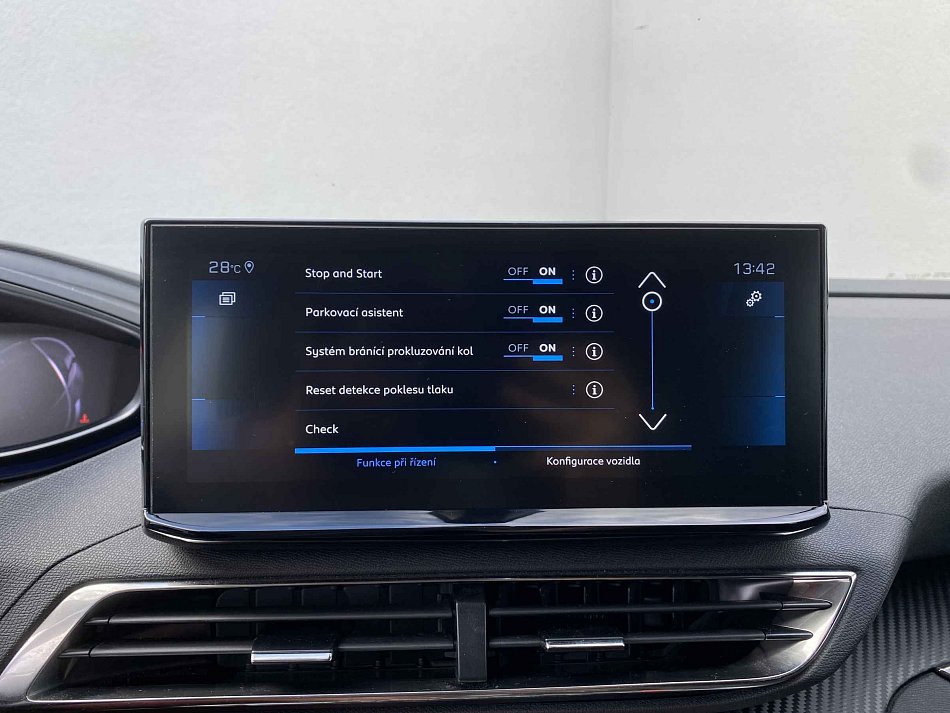 Peugeot 3008 1.2 PT Active