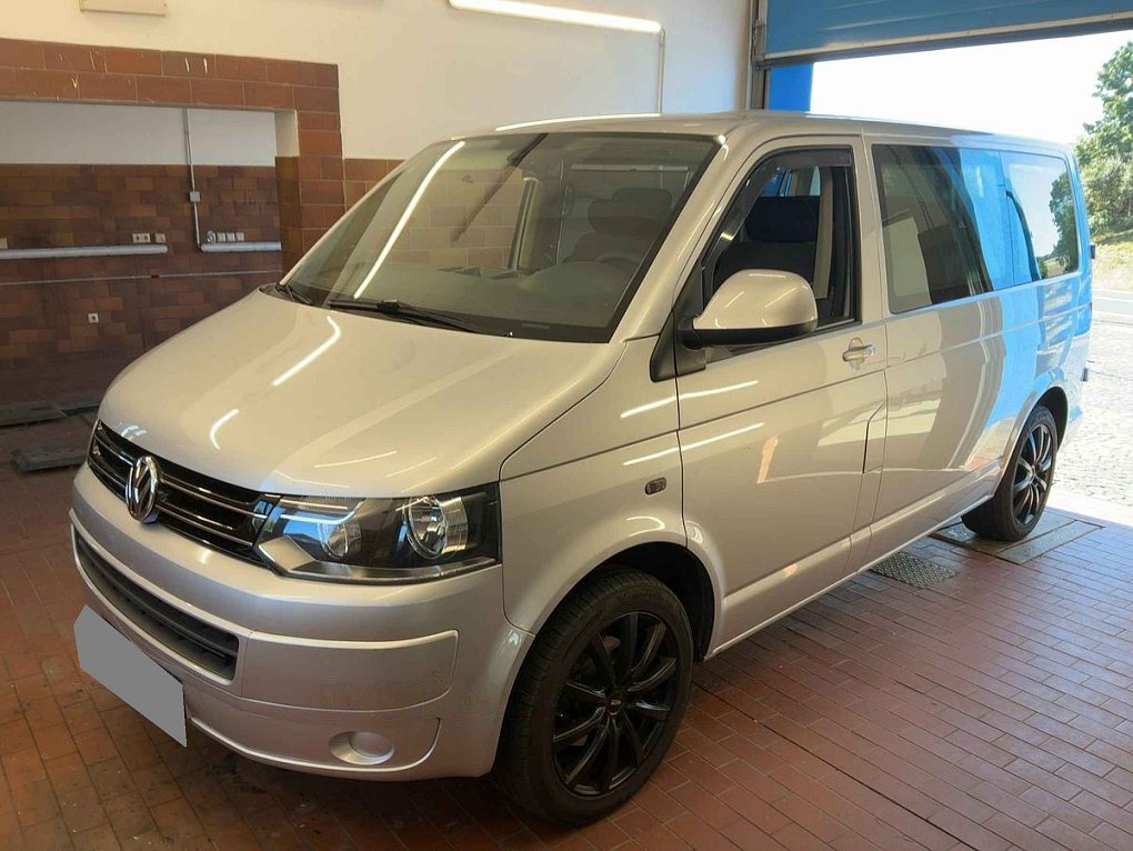 Volkswagen Caravelle 2.0TDi Comfortline