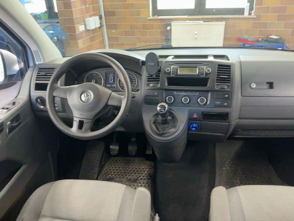 Volkswagen Caravelle 2.0TDi Comfortline