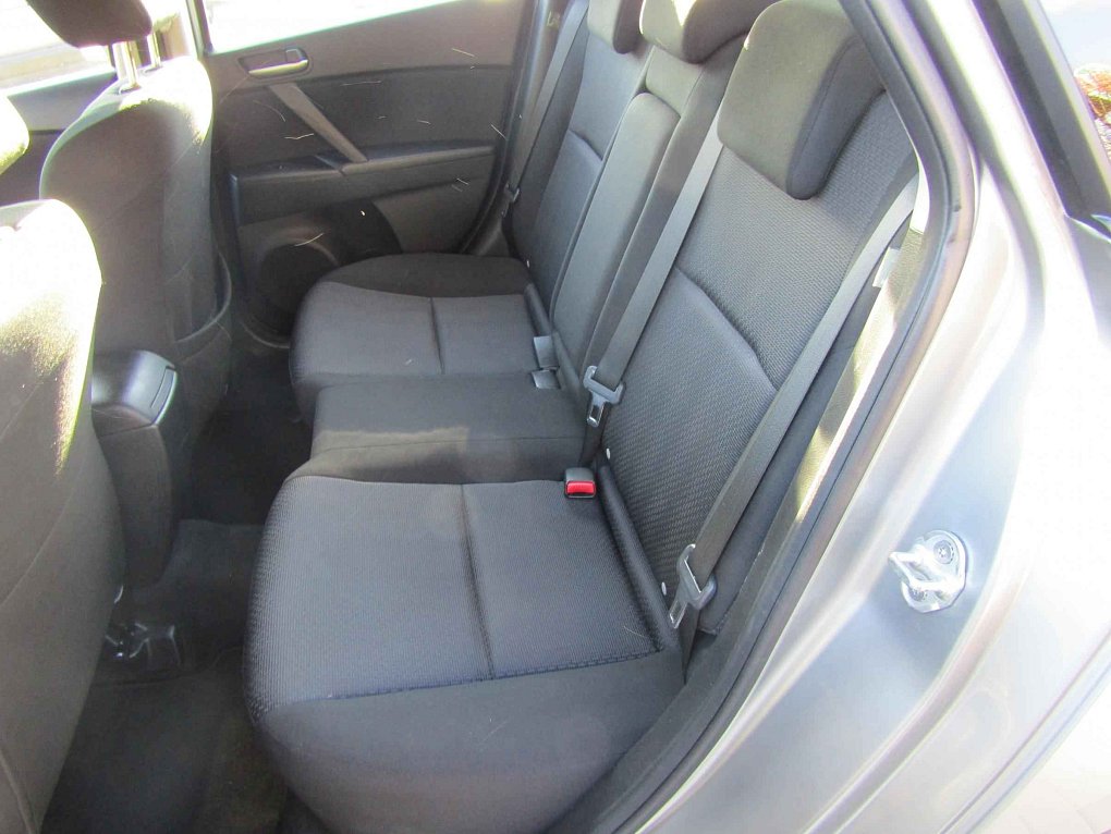 Mazda 3 2.0 i 