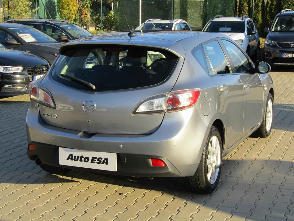 Mazda 3 2.0 i 