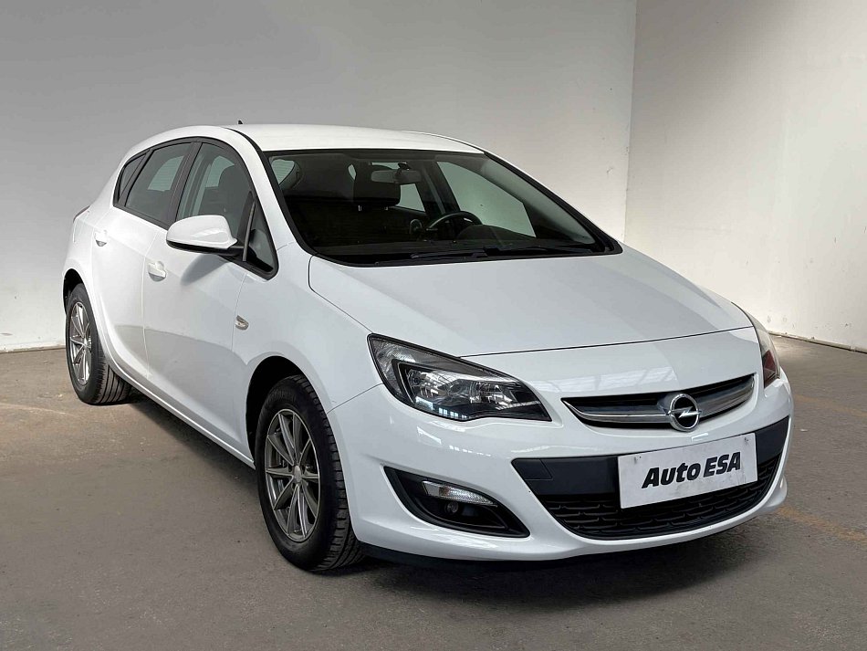 Opel Astra 1.6 CDTi 