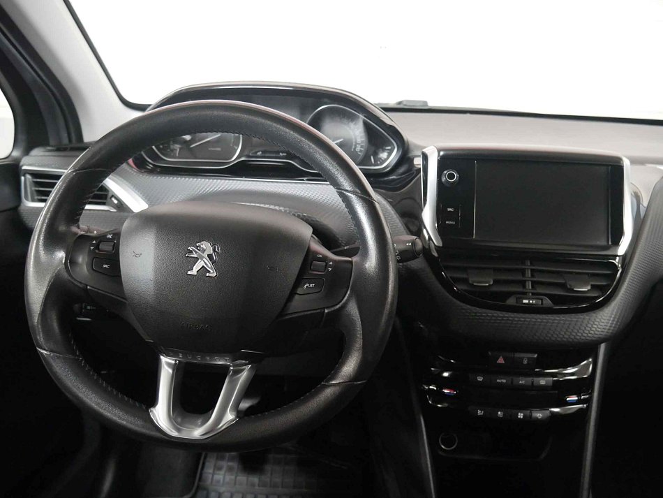 Peugeot 2008 1.2PT 