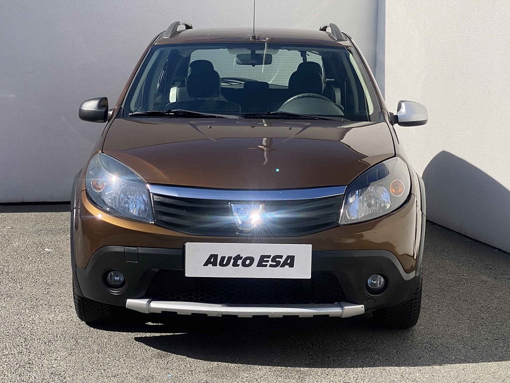 Dacia Sandero 1.6i 