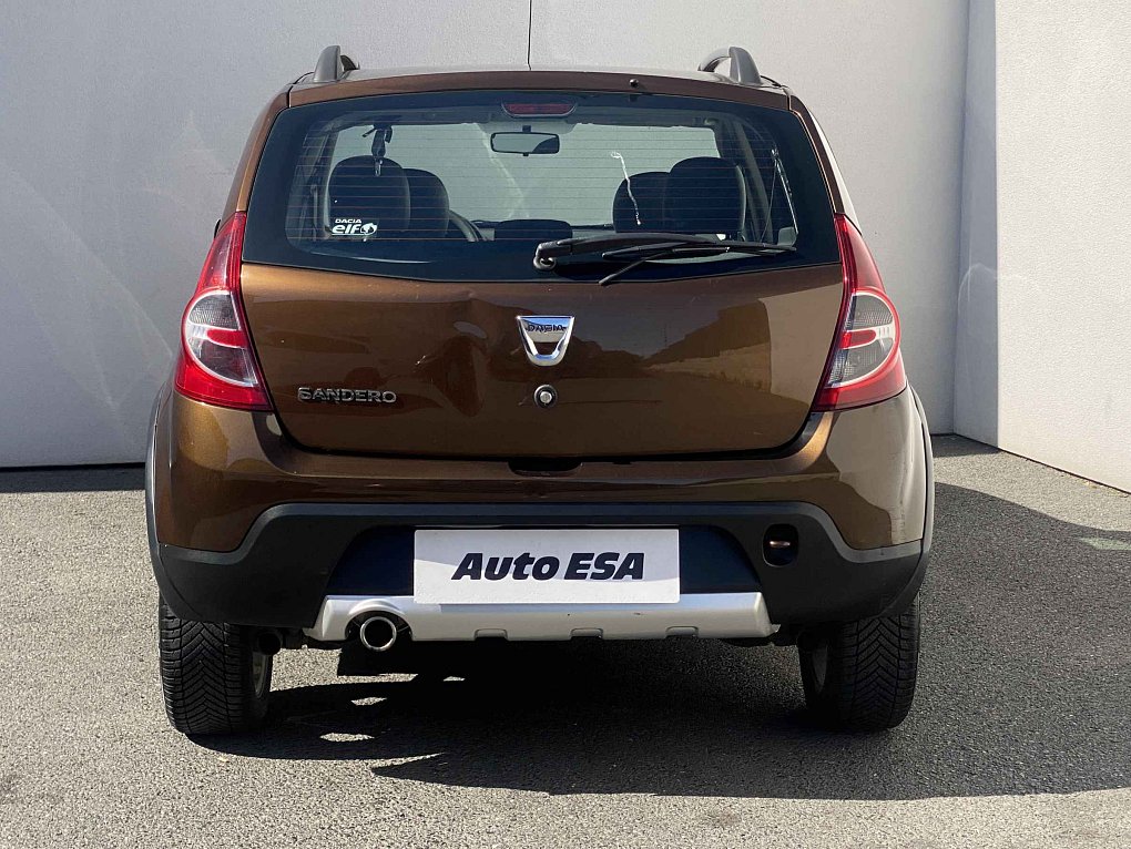 Dacia Sandero 1.6i 