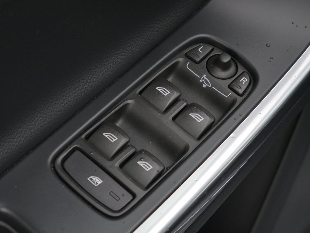 Volvo V60 2.4 D4 Cross Country 4x4