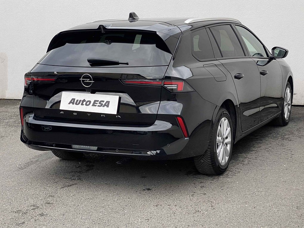 Opel Astra 1.5 CDTi Elegance
