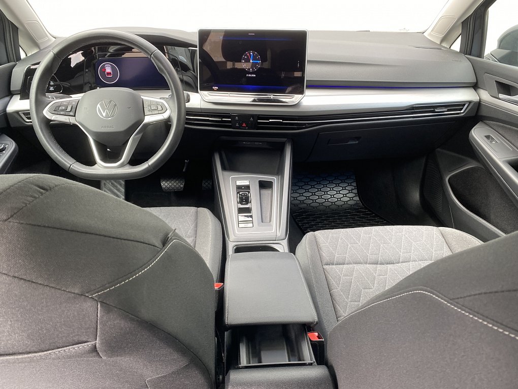 Volkswagen Golf 1.5e-TSi Life