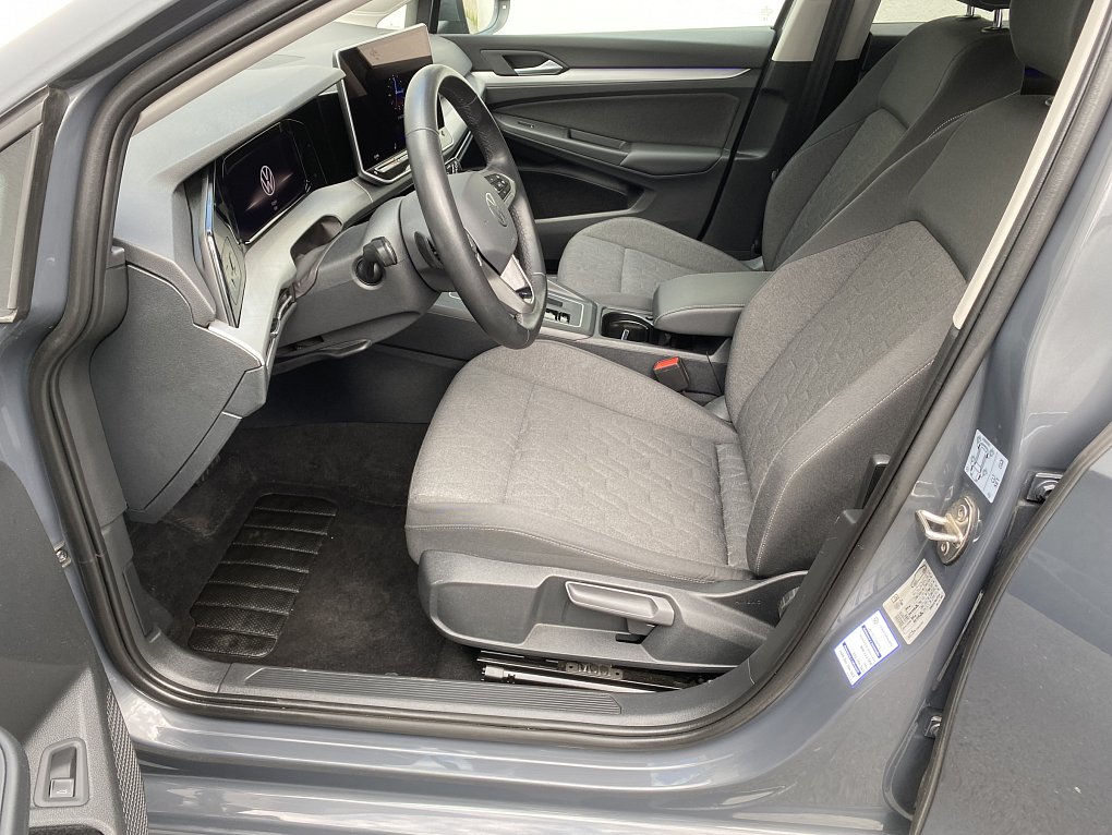Volkswagen Golf 1.5e-TSi Life