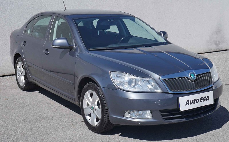 Škoda Octavia II 1.6 TDi Elegance