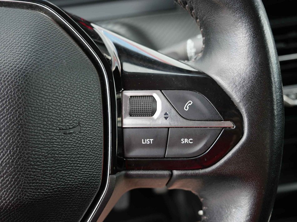 Peugeot 2008 1.5 HDi Active