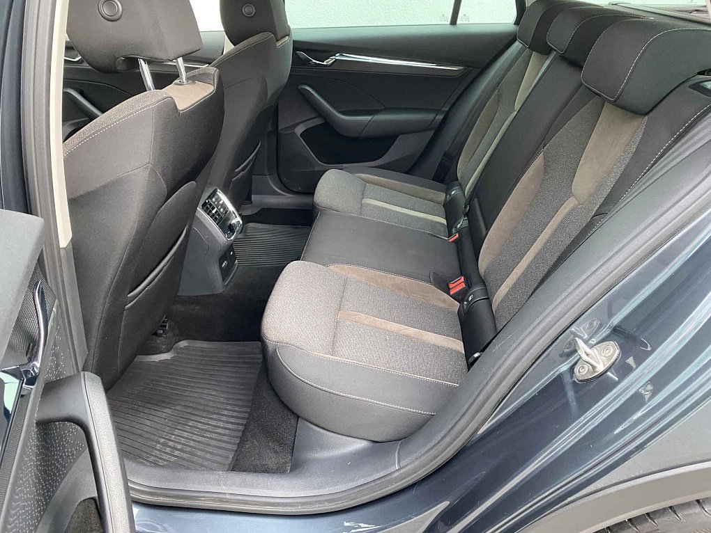 Škoda Octavia IV 2.0 TDi Scout 4x4