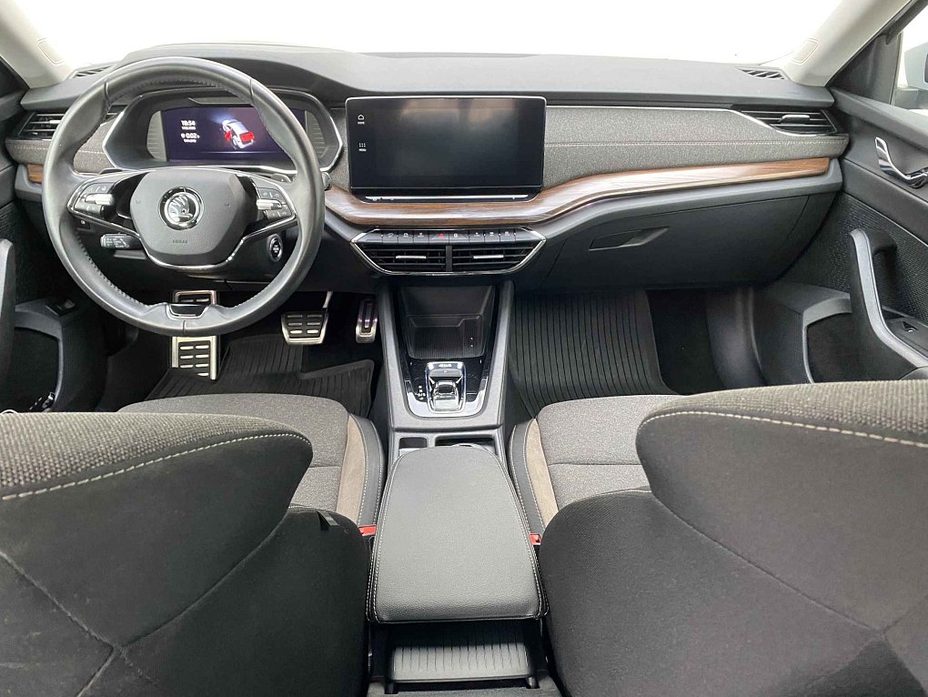 Škoda Octavia IV 2.0 TDi Scout 4x4