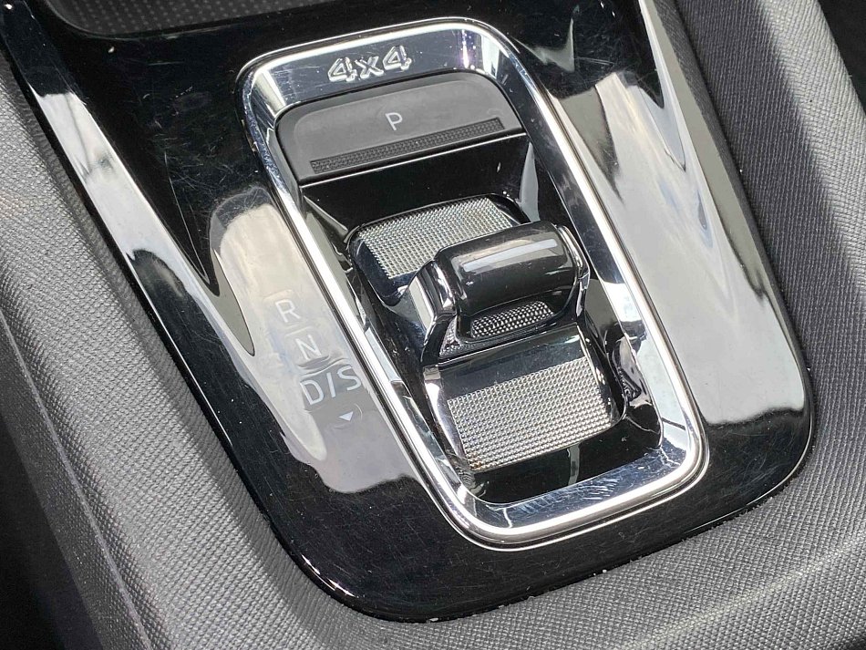 Škoda Octavia IV 2.0 TDi Scout 4x4
