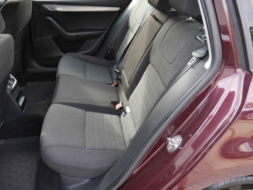 Škoda Octavia III 2.0 TDi Elegance