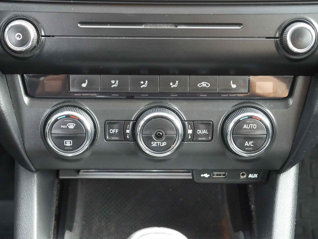 Škoda Octavia III 2.0 TDi Elegance