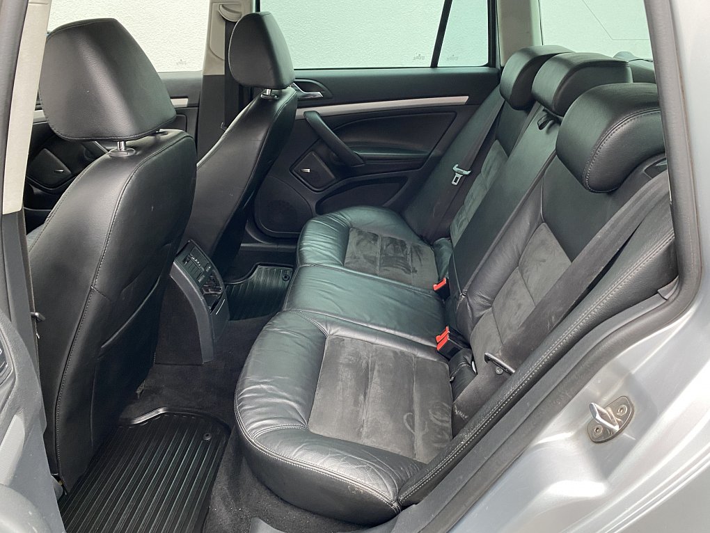 Škoda Octavia II 2.0TDi Elegance 4x4