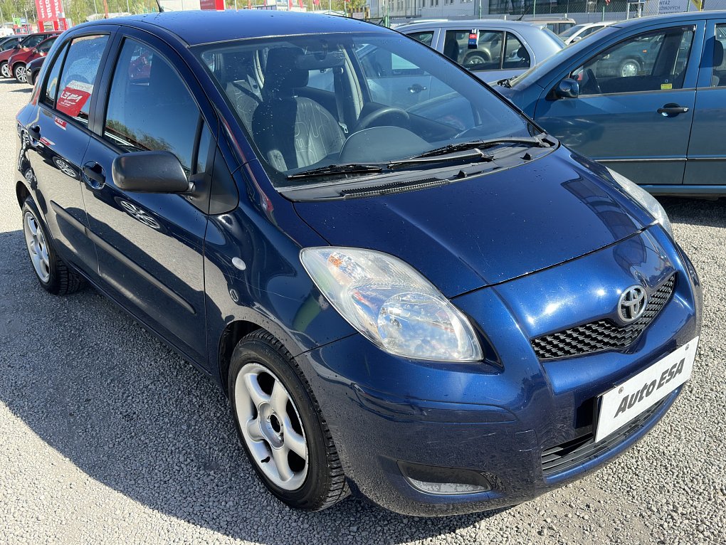 Toyota Yaris 1.3i 