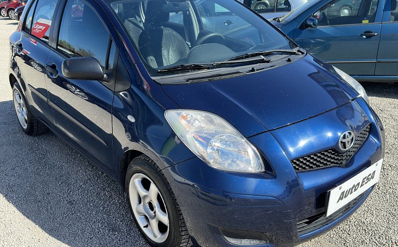 Toyota Yaris 1.3i 