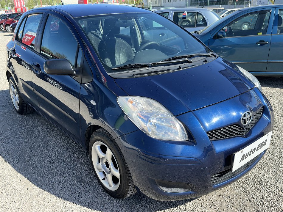 Toyota Yaris 1.3i 