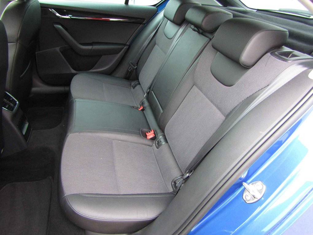 Škoda Octavia III 2.0TDi Style