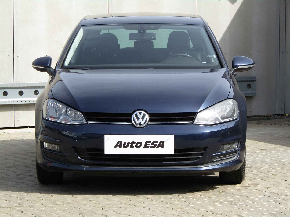 Volkswagen Golf 1.2 TSi 