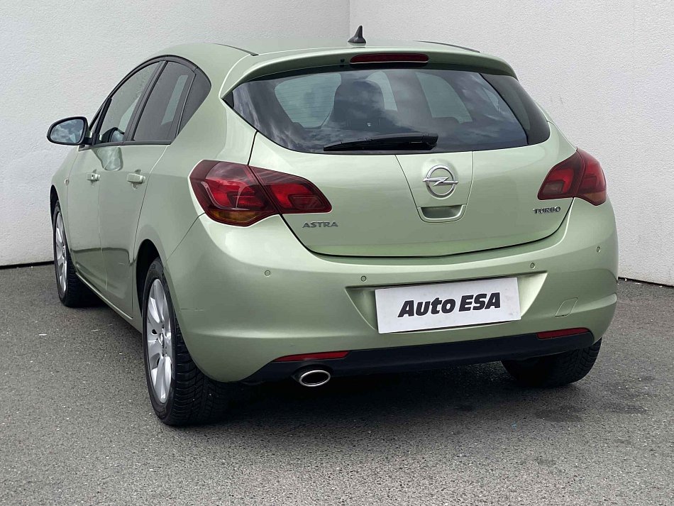 Opel Astra 1.6i 