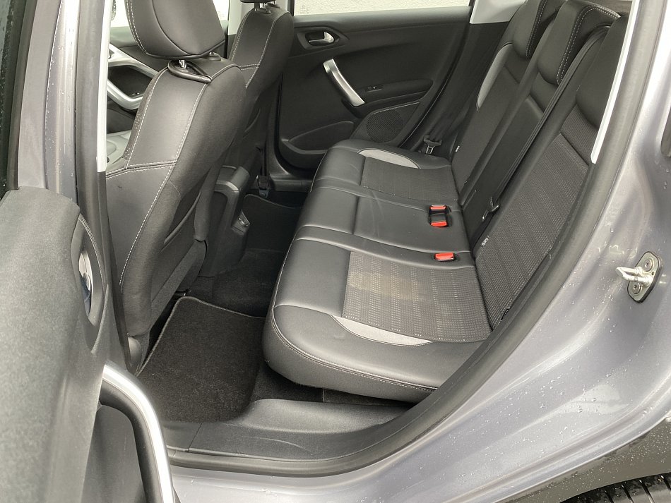 Peugeot 2008 1.2 PT Allure