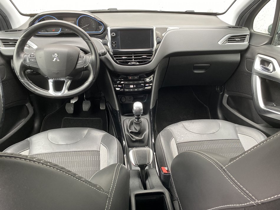 Peugeot 2008 1.2 PT Allure