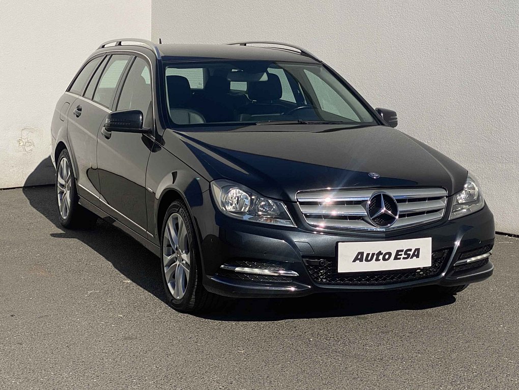 Mercedes-Benz Třída C 1.8 i Avantgarde C180
