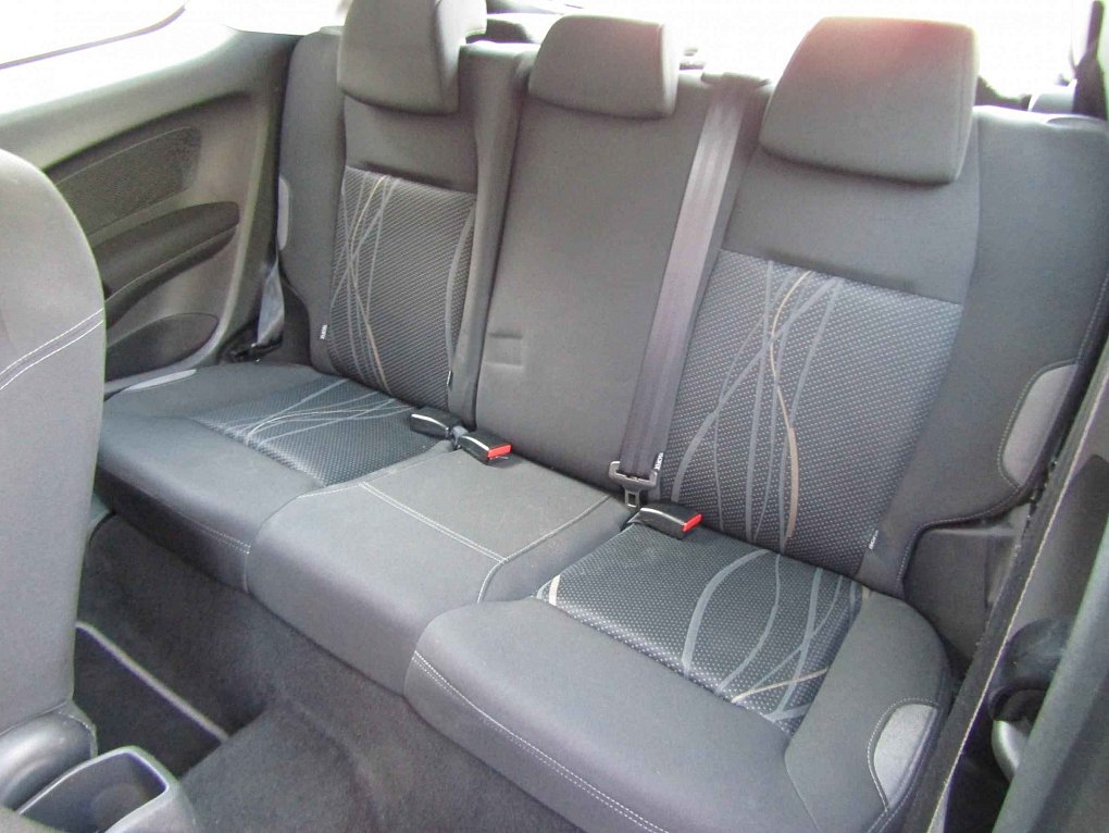Peugeot 208 1.2 VTi 