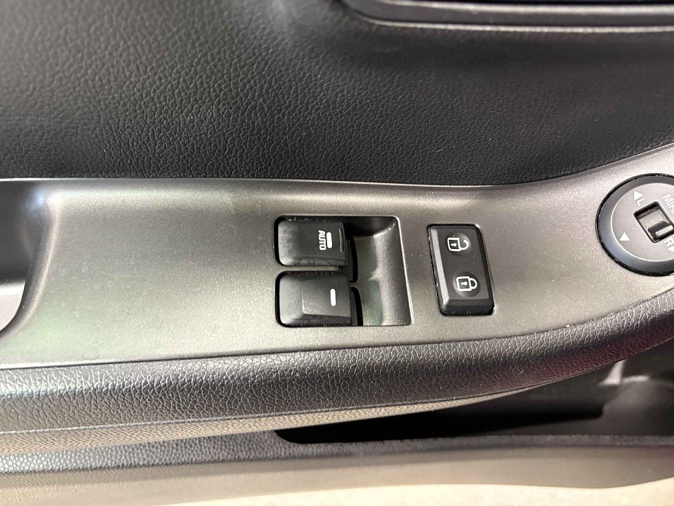 Kia Picanto 1.0i 