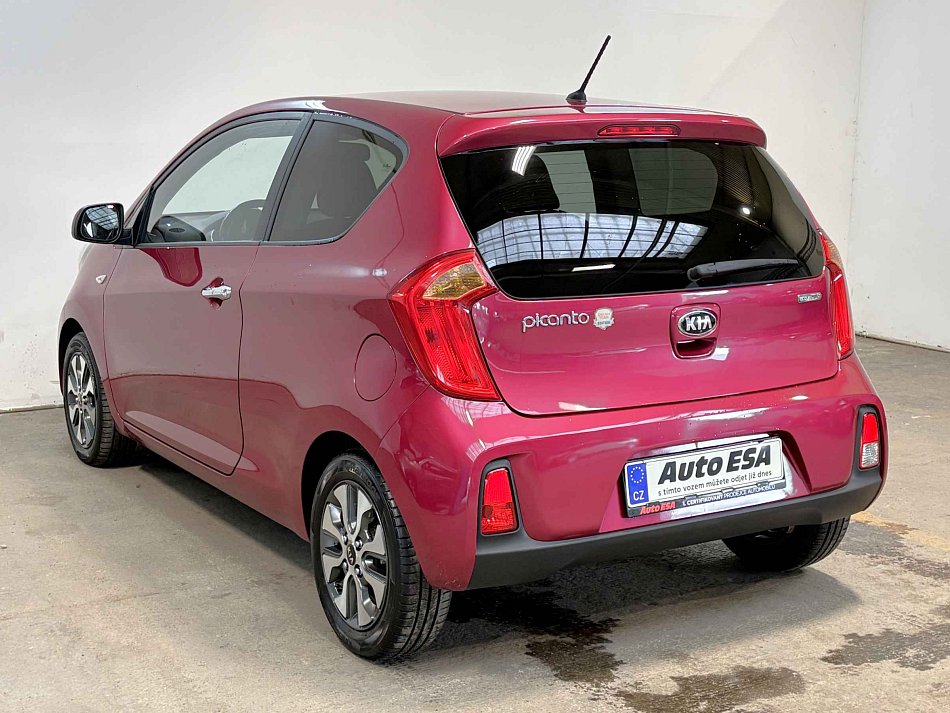 Kia Picanto 1.0i 