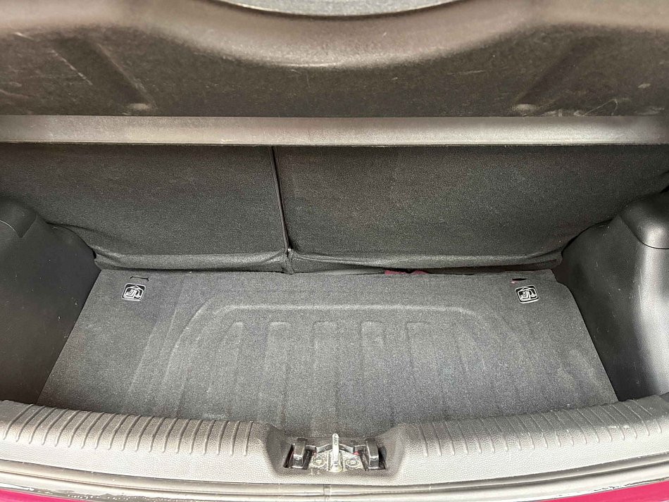 Kia Picanto 1.0i 