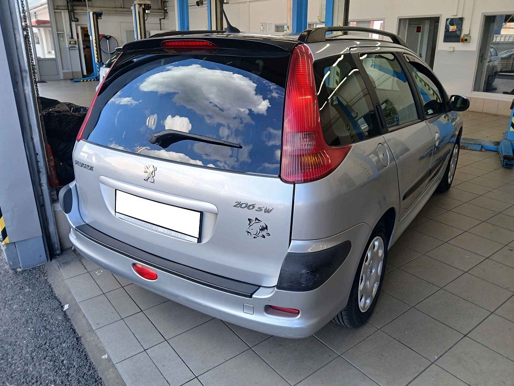 Peugeot 206 1.4 i 