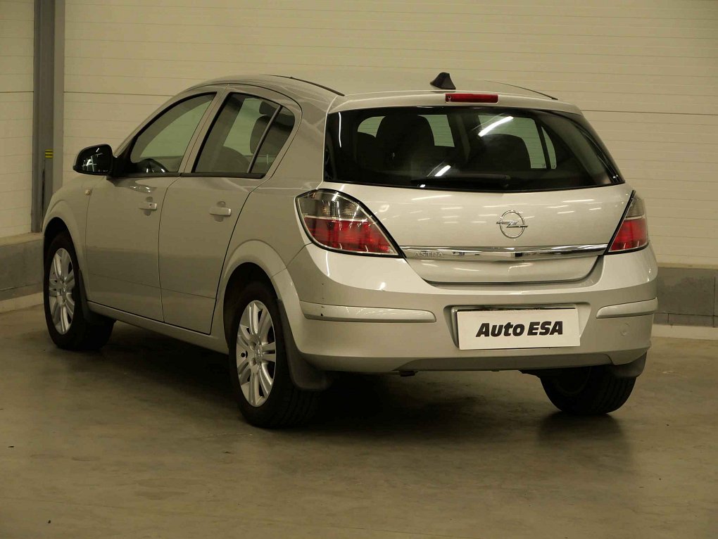Opel Astra 1.6i 