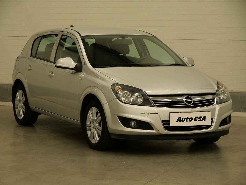 Opel Astra 1.6i 