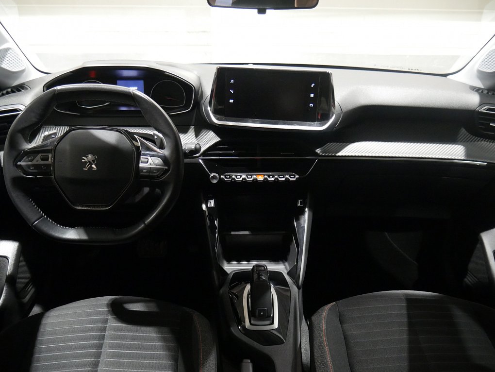 Peugeot 208 1.2PT Business