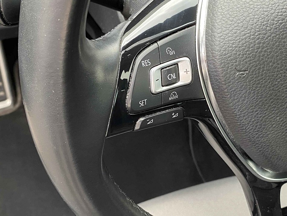 Volkswagen Golf 1.4 TSi Highline