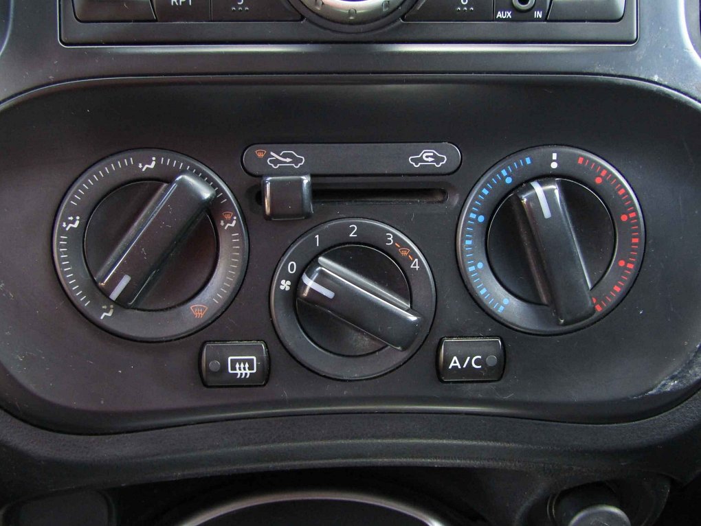 Nissan Juke 1.6i 