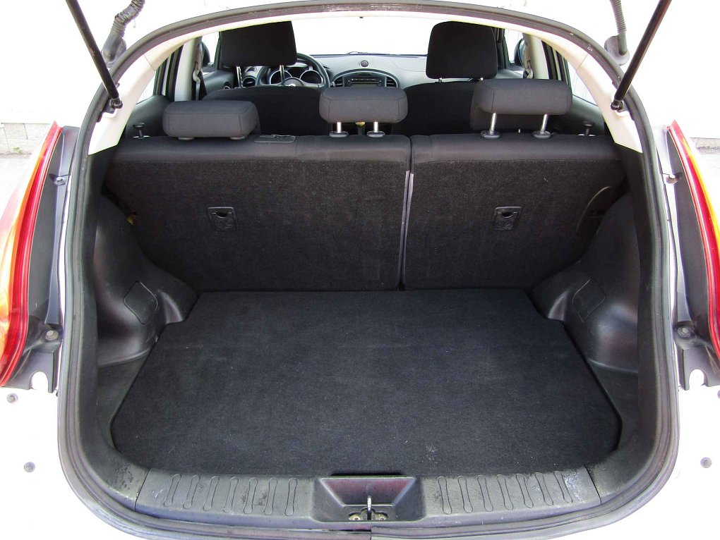 Nissan Juke 1.6i 