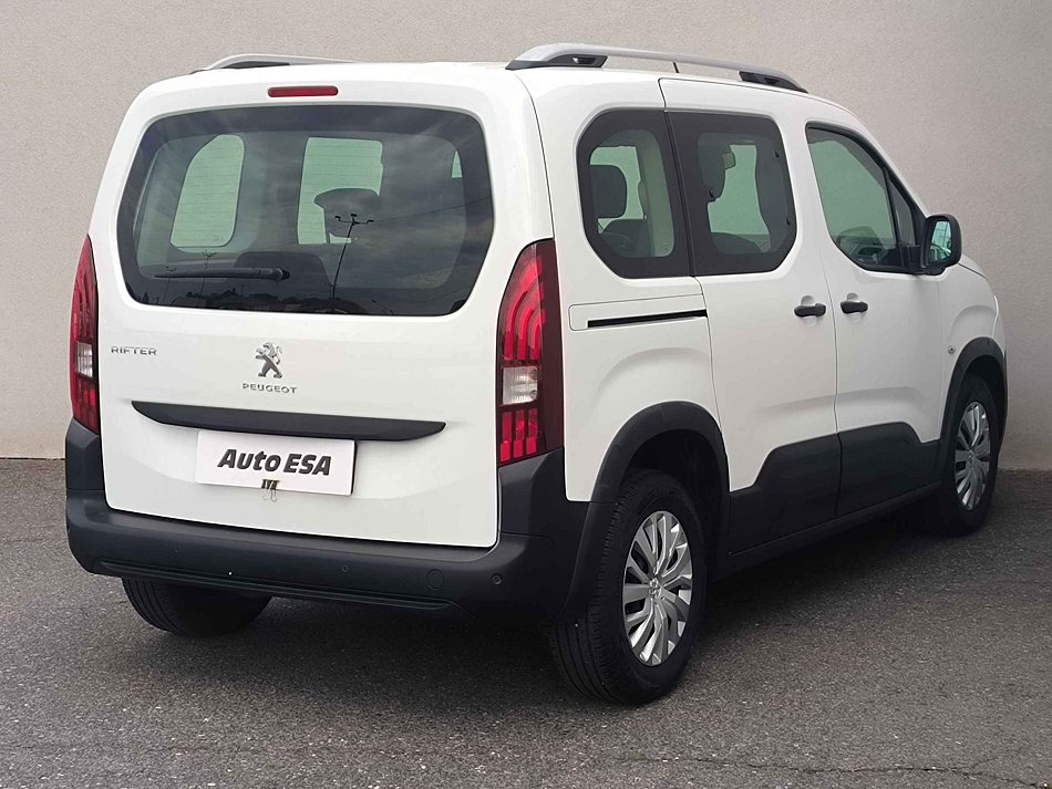 Peugeot Rifter 1.2T Active