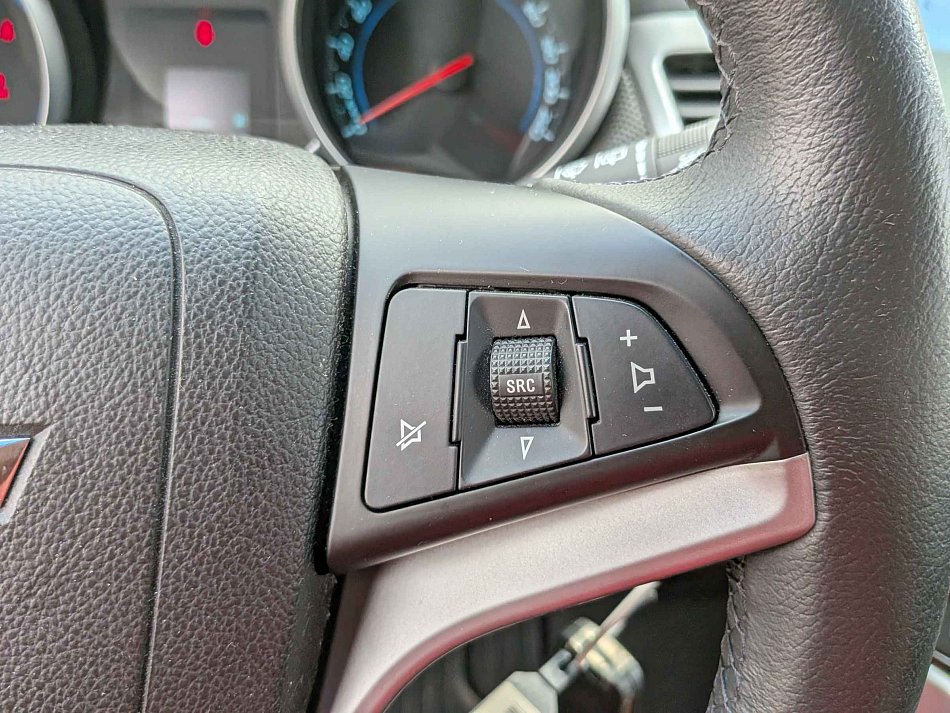 Chevrolet Cruze 1.6i 