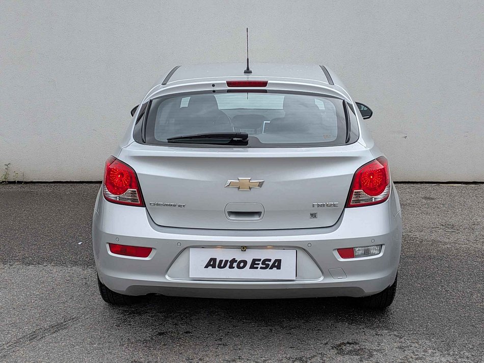 Chevrolet Cruze 1.6i 